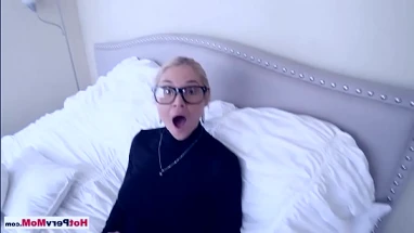 sexy venus gets her tits and pussy banged