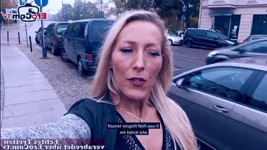 30-year-old beauty wants sex immediately after the first date
