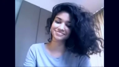 Plumpy cute indian hottie masturbating on webcam